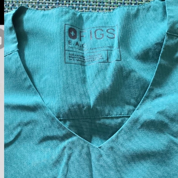 Figs Lekei Scrub Top in Marine - Picture 2 of 3